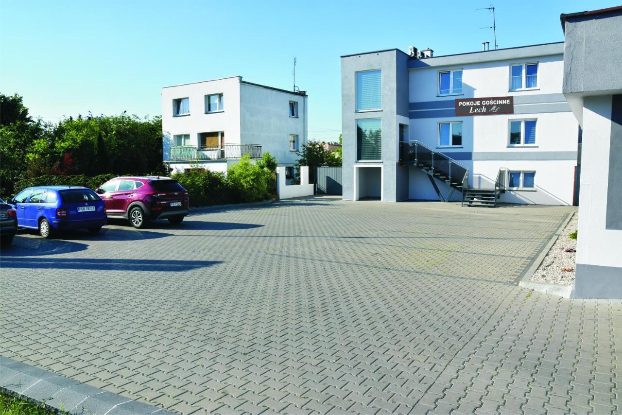 Pokoje Restauracja Lech Strzalkowo Esterno foto